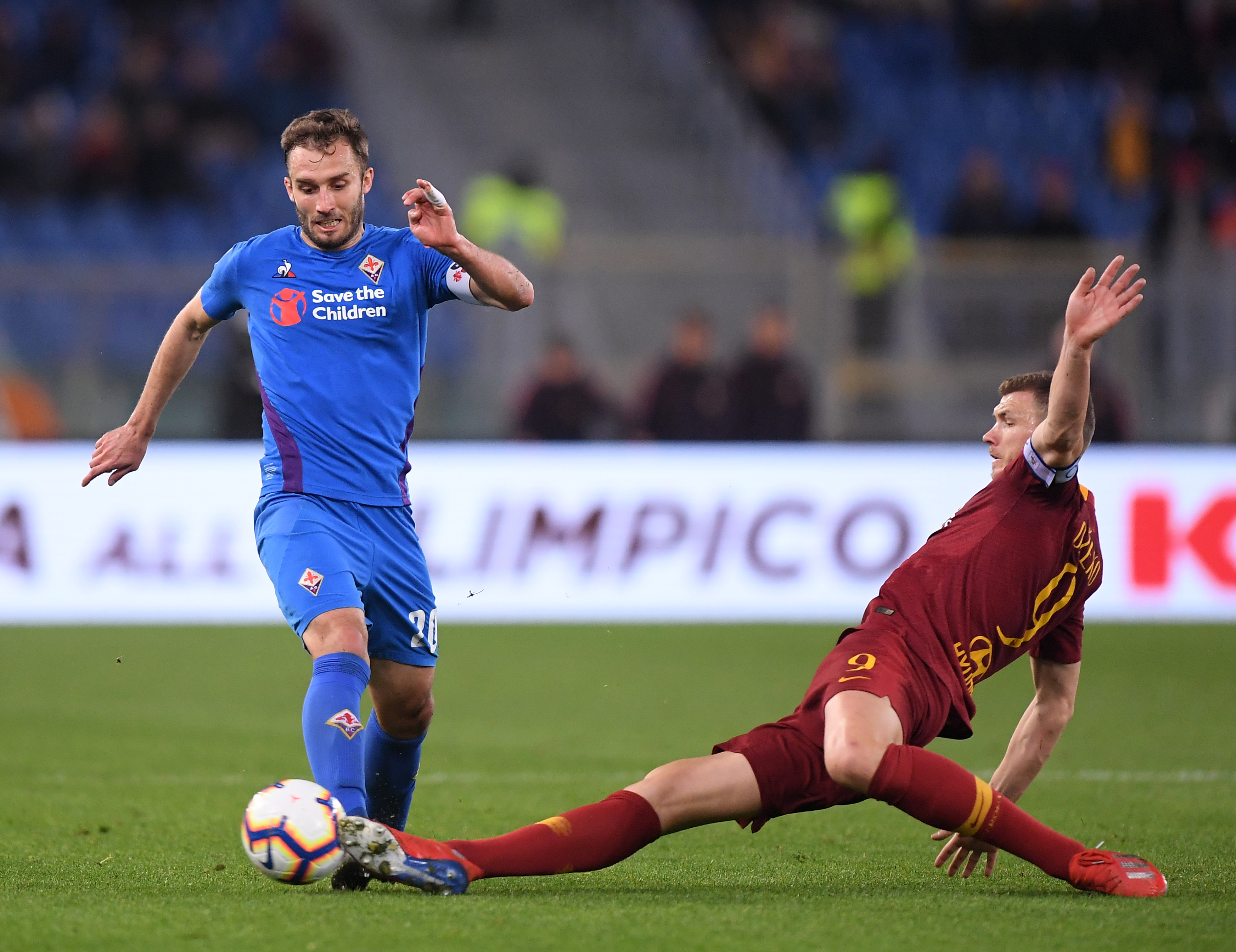 NBA：湖人加时险胜掘金 詹姆斯砍下40分（加时苦战湖人险胜掘金 詹姆斯轰下40分）