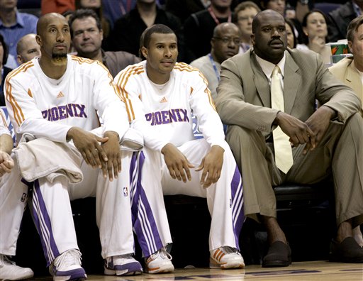 奎因连续3场20+，本届新秀中除克尼佩尔（2次）外第二人（奎因连砍3场20+，本届新秀中仅次克尼佩尔（2次），为第二人）