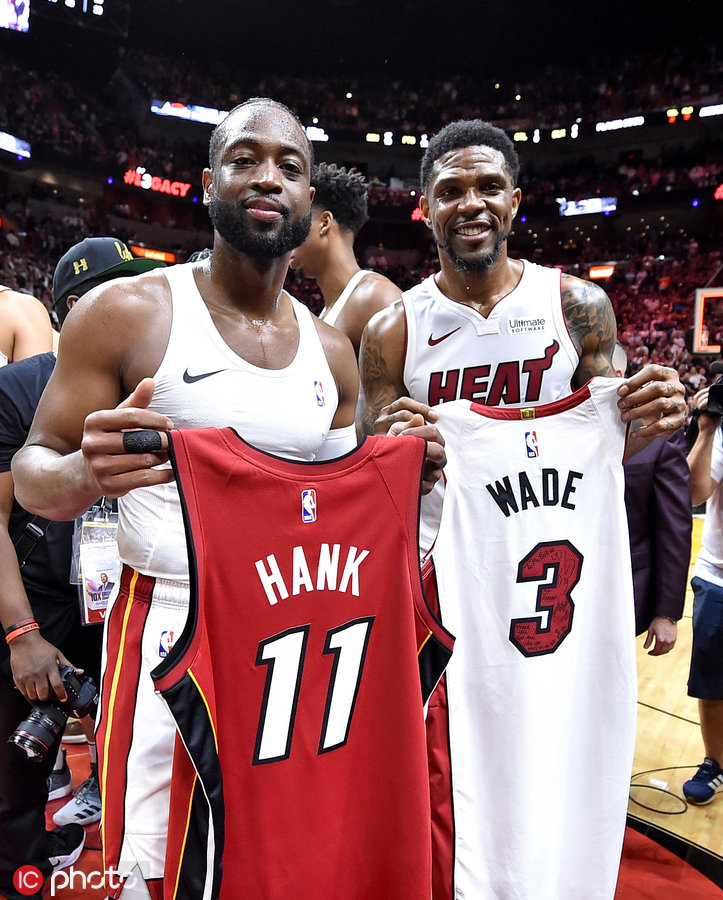 FC ONLINE｜中超争冠终章来袭！沪上双雄末轮定江山（FC ONLINE｜中超封王大结局将启！沪上双雄收官一役见分晓）