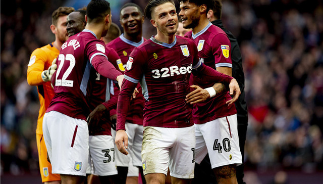 东契奇34+12+7独享历史第1，艾顿两双里夫斯33分，湖人轻取鹈鹕（东契奇34+12+7升至历史第一，艾顿两双、里夫斯33分，湖人轻松击败鹈鹕）