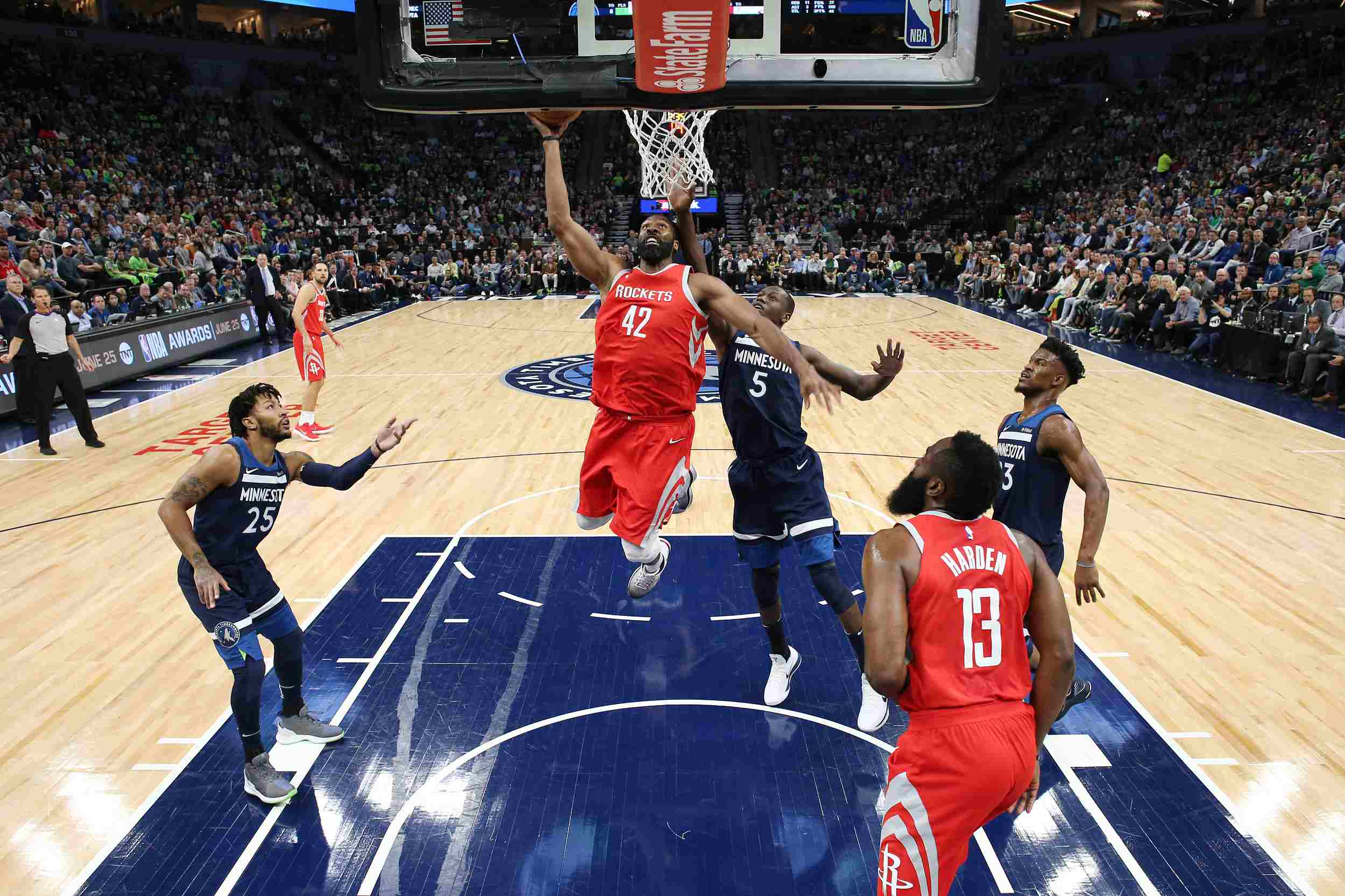 最霸气的名人堂演讲！乔丹：你们眼中理解的极限，只不过是我登顶的台阶（最震撼的名人堂致辞！乔丹：你们所谓的极限，不过是我登顶的踏脚石）