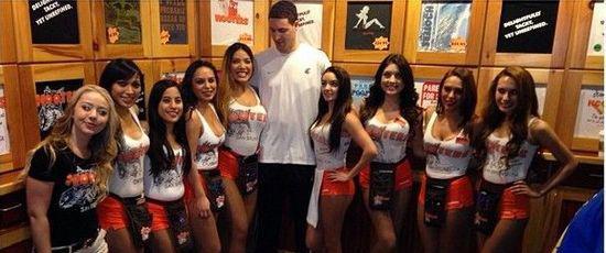 埃迪-豪：红军对伊萨克的报价被我们拒绝；孙兴慜是英超传奇（埃迪·豪：我们否决利物浦求购伊萨克的报价；孙兴慜堪称英超传奇）