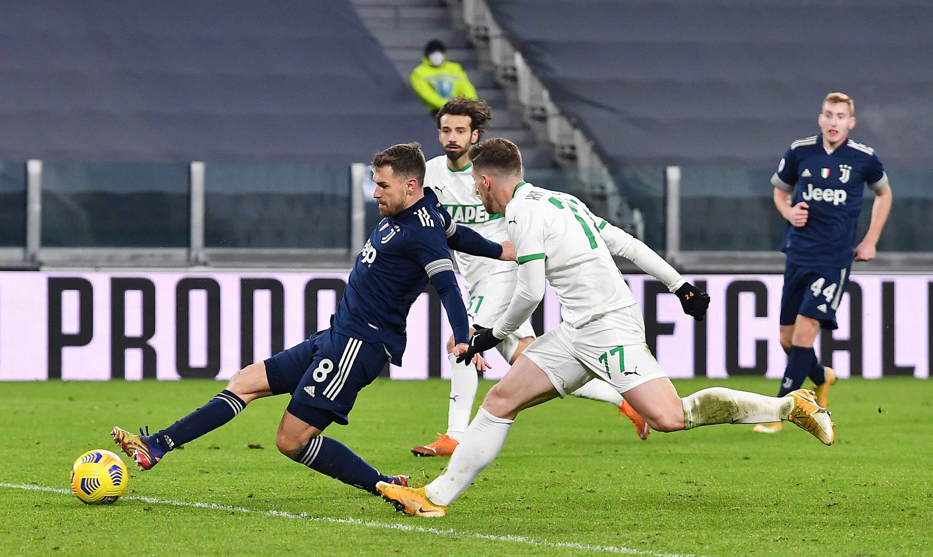 塞尔吉尼奥：伊斯坦布尔之夜罚点球前，我和安帅说我们输定了（塞尔吉尼奥忆伊斯坦布尔之夜：主罚点球前曾对安帅直言“这场我们没戏了”）