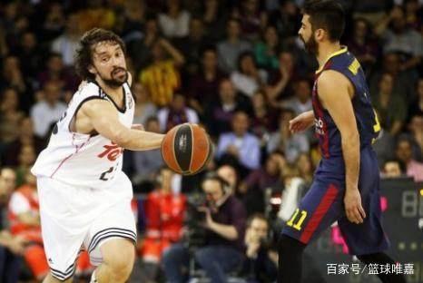 意媒：孔蒂明天回归那不勒斯，要求冬窗实质性引援以重振球队（意媒称孔蒂将于明日重返那不勒斯，要求冬窗重磅补强助球队反弹）