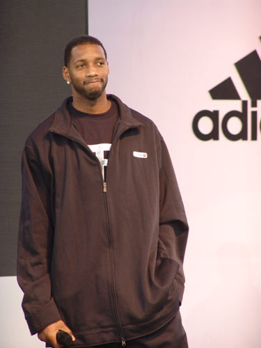 队报专访卡卢卢：阅读和电影是我生命中的重要部分（卡卢卢接受《队报》专访：阅读与电影是我生命中不可或缺的一部分）