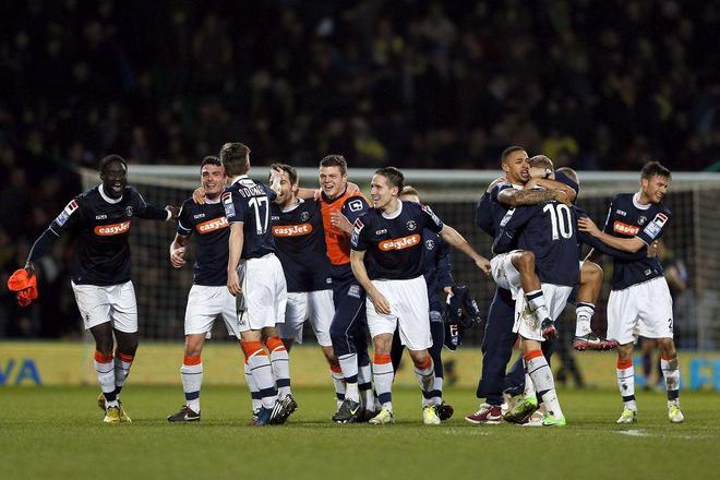 不一样的烟火！穆帅的本菲卡俱乐部被禁止出售欧冠门票（禁令来袭：穆帅本菲卡被禁止销售欧冠门票）